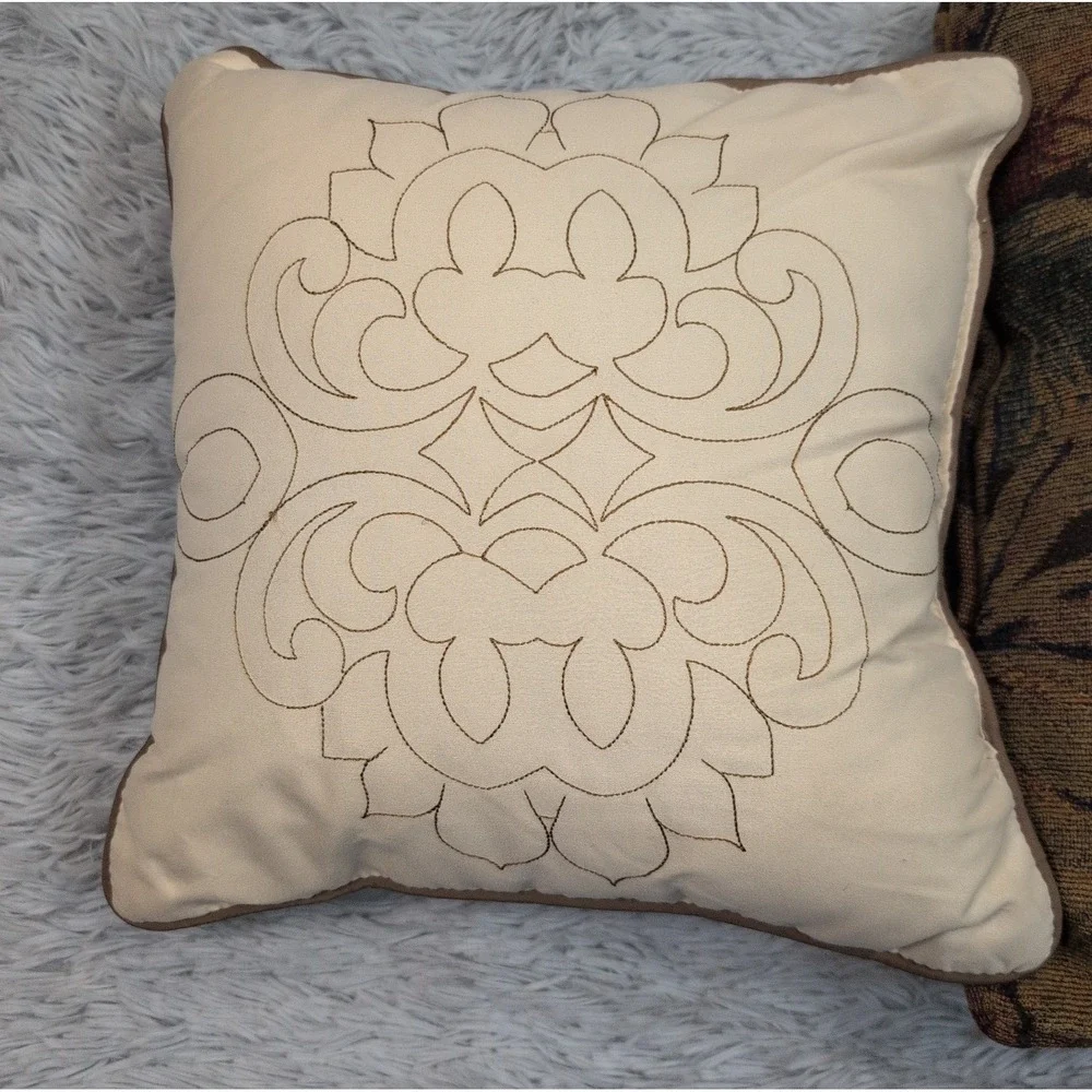 Vintage Set Of 2 Throw Pillows Floral Home‎ Decor Art Comfort